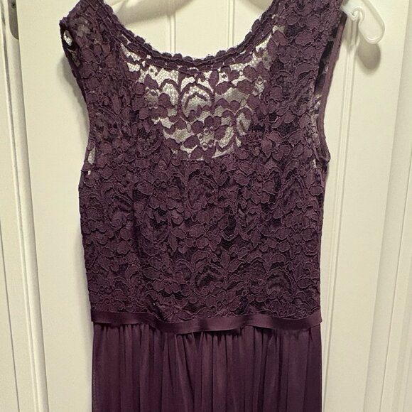 David's Bridal Bridesmaid Dress - Style #F19328 - Size 10 - Color Plum - Picture 1 of 10
